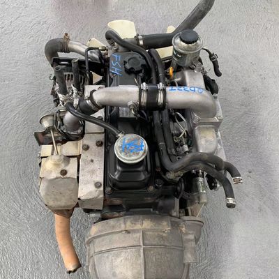 Un buon prezzo. Motore diesel usato Nissan QD32T Per camioncini Nissan Prado in linea