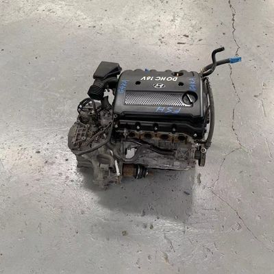 Un buon prezzo. Hyundai G4KA Motore a benzina usato Quattro cilindri DOHC in linea